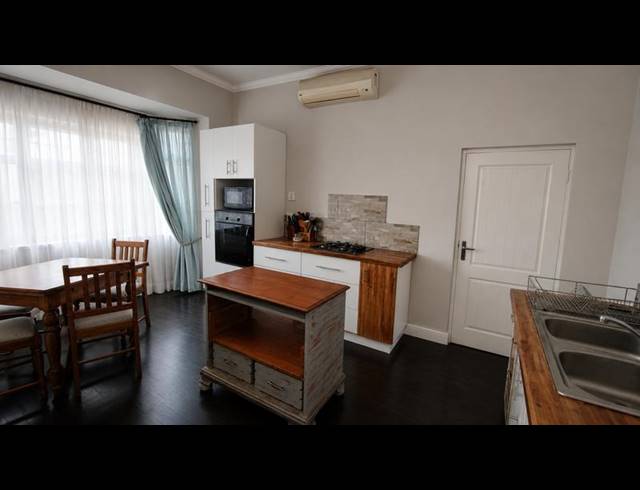 3 BEDROOM HOUSE FOR SALE IN PRESTBURY